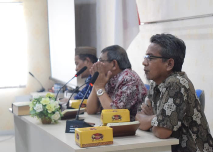 TENTANG KAMI